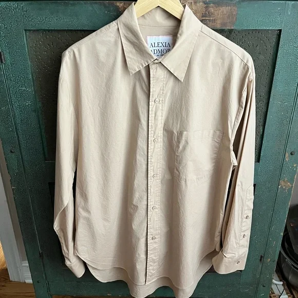 Alexia Admor Amber Shirt in Beige - Picture 2 of 9